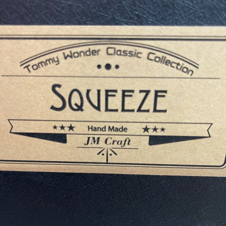 SQUEEZE - Tommy Wonder